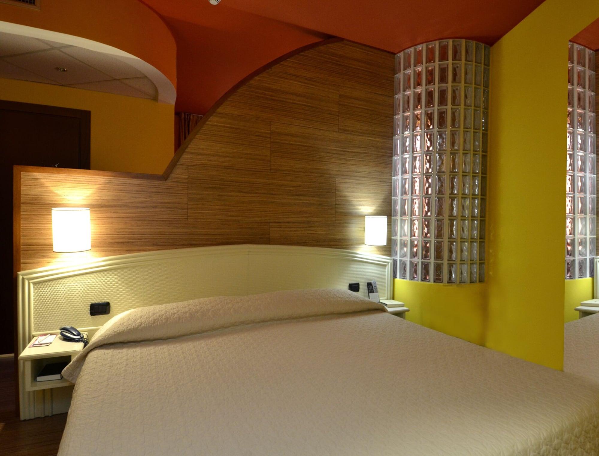 Welcome Hotel Legnano Exterior foto