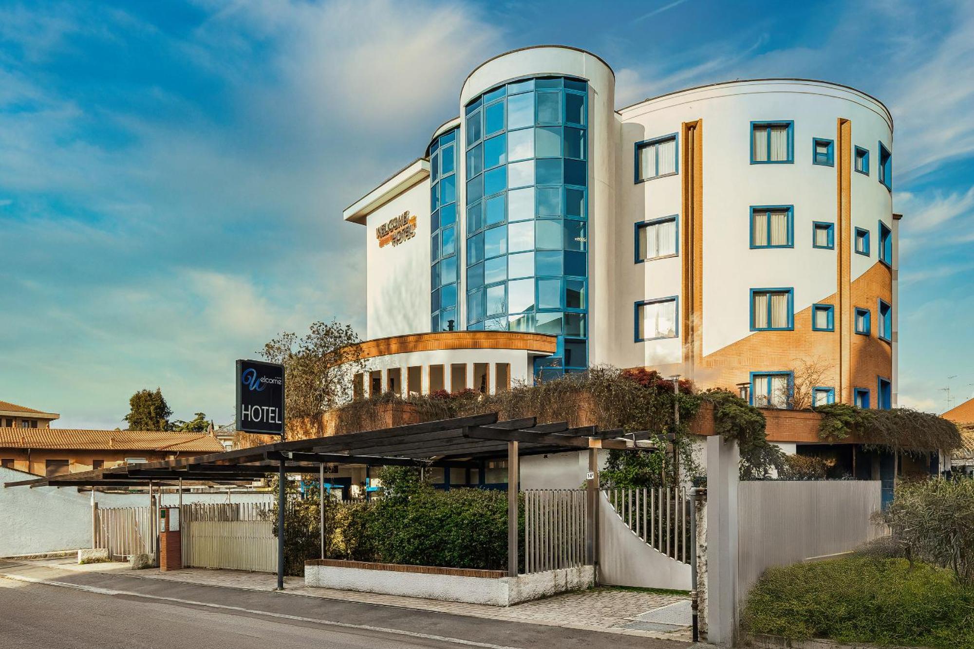 Welcome Hotel Legnano Exterior foto